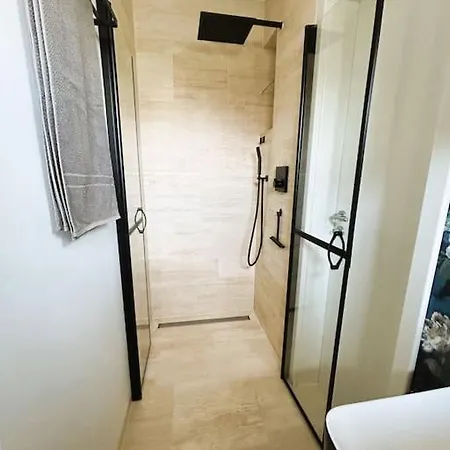 Charmante 2-zimmerwohnung Im Luftkurort Lippe Lage